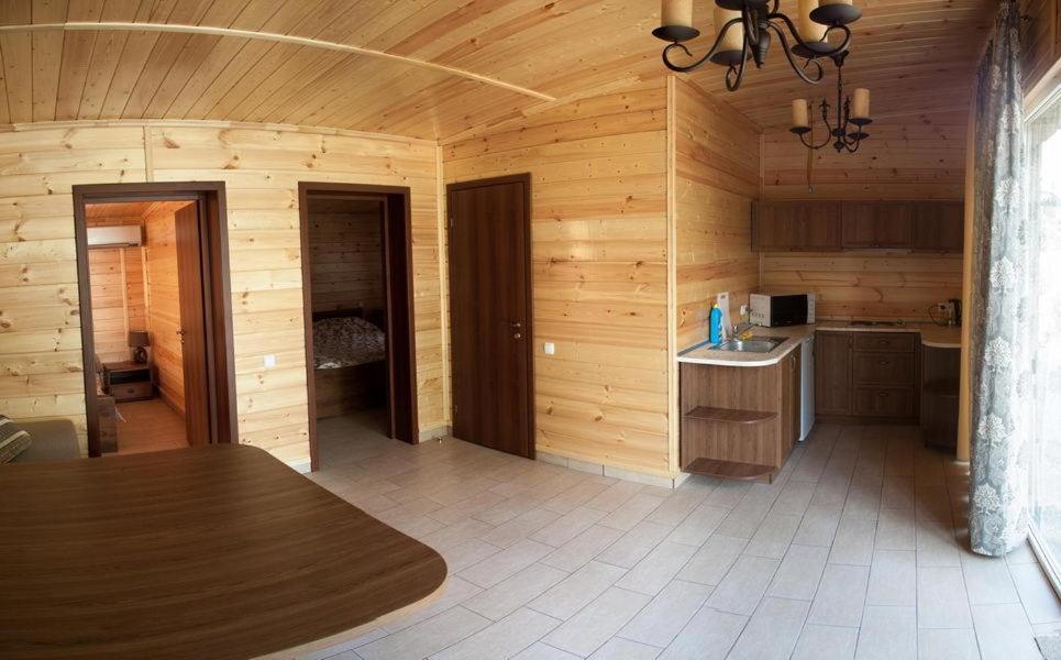 Marco Polo Hotel Ulʼyanovka Cameră foto
